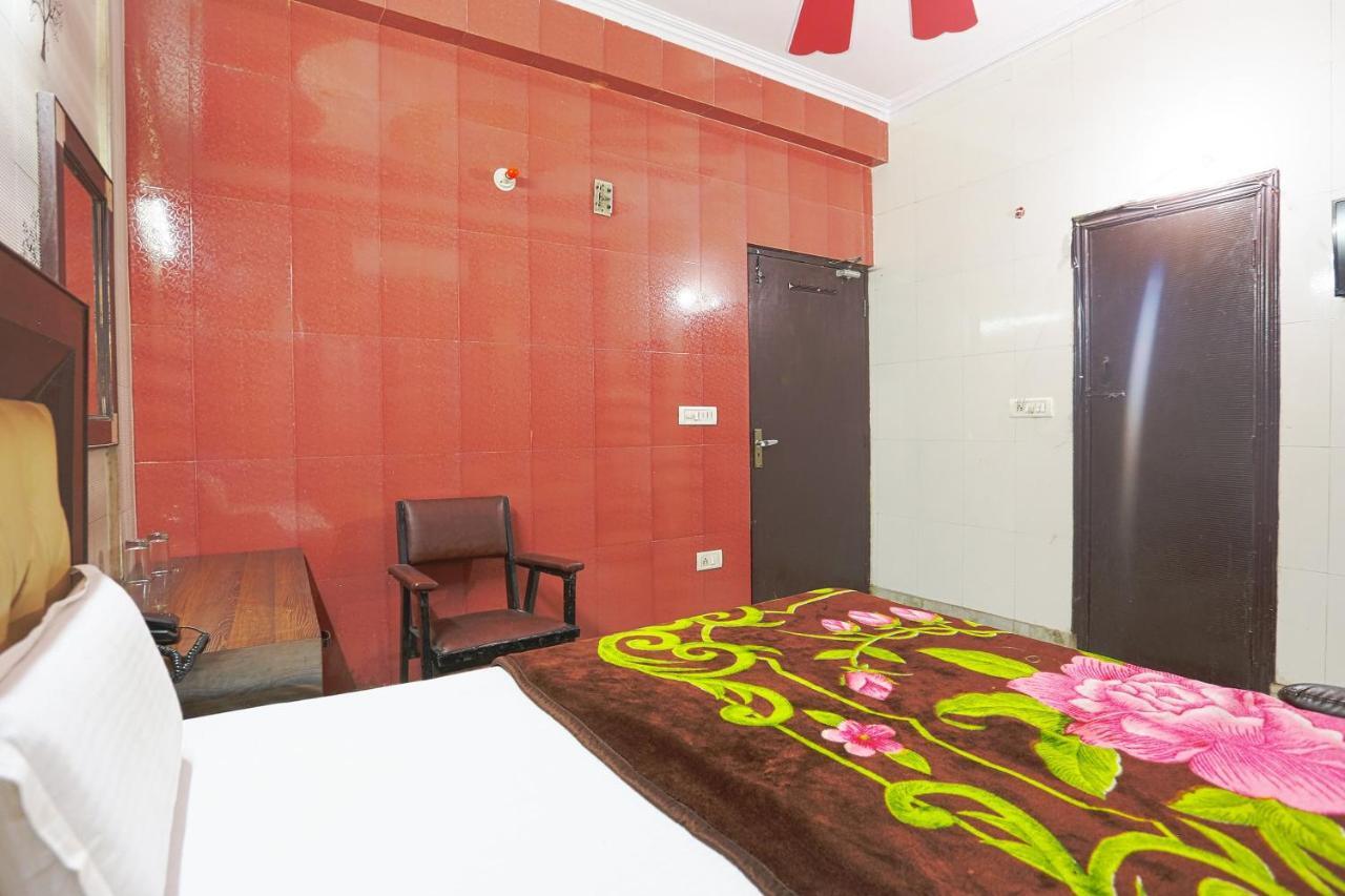 Spot On 43436 Hotel Mannat Spot Moradabad Esterno foto