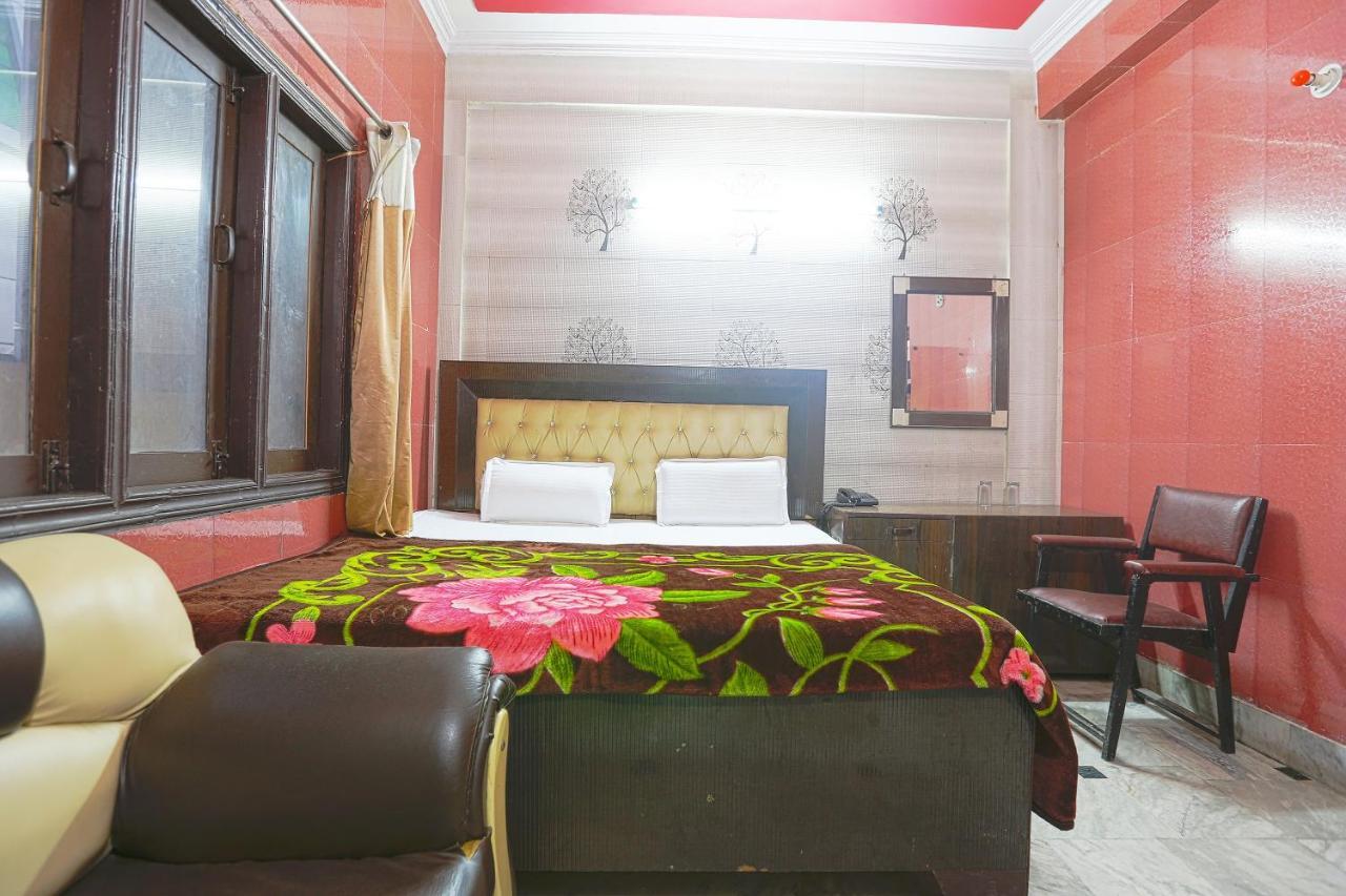Spot On 43436 Hotel Mannat Spot Moradabad Esterno foto